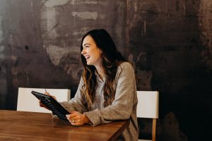 Beim Social Selling steht der persönliche Kontakt im Vordergrund.